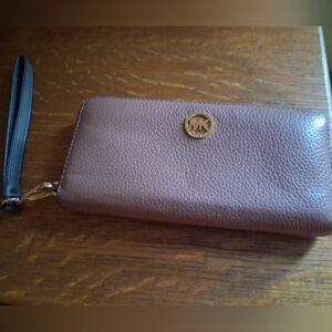 Michael Kors Mauve Leather Wallet